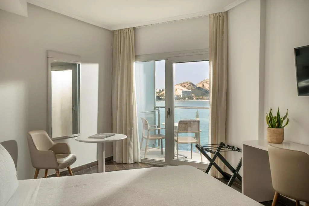 The Innside海景客房 — INNSiDE by Meliá Alicante Porta Maris