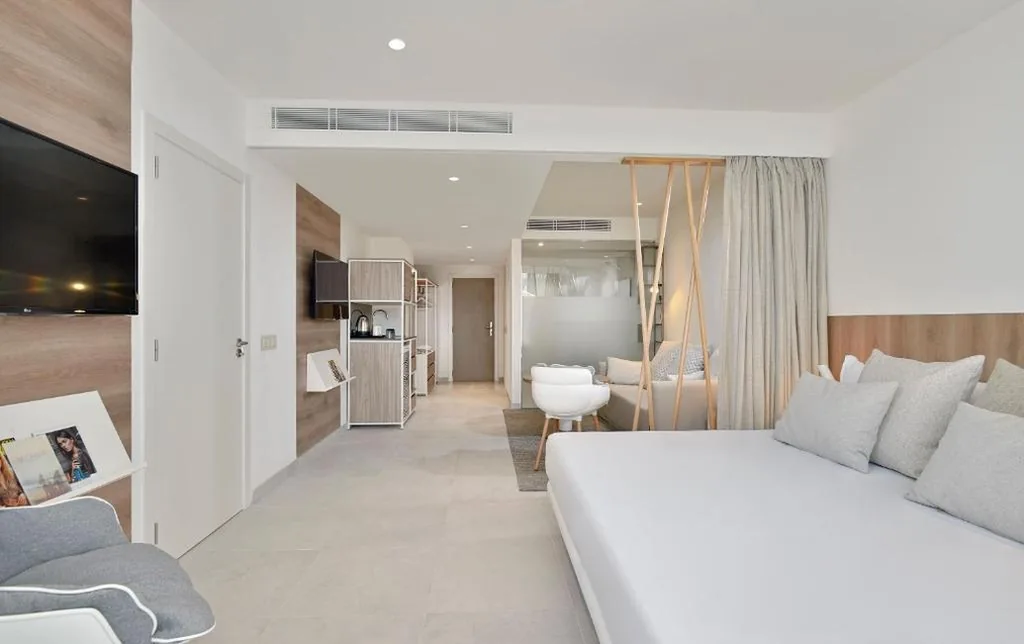 The Loft — INNSiDE by Meliá Calviá Beach