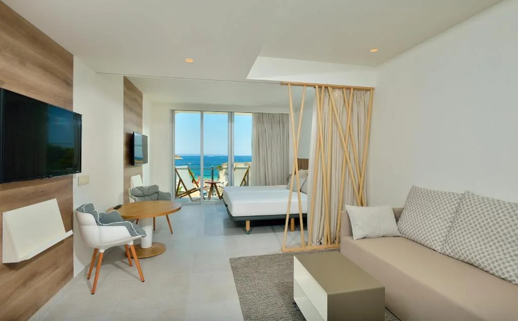 The Loft Vista Mar — INNSiDE by Meliá Calviá Beach