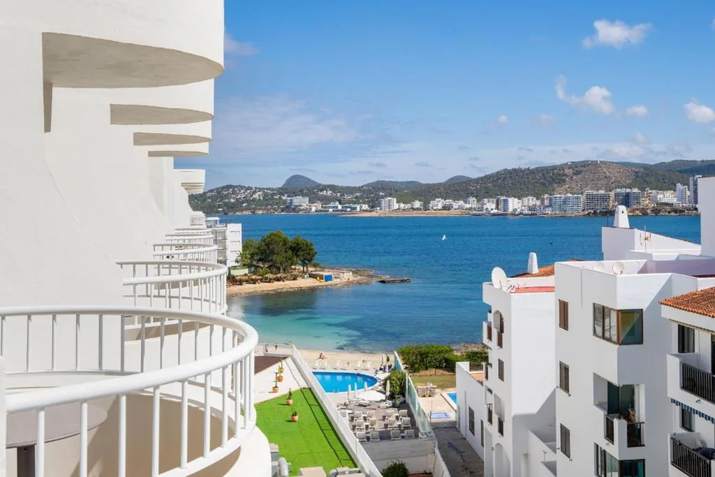 Quarto The Innside com vista mar — INNSiDE by Meliá Ibiza Beach