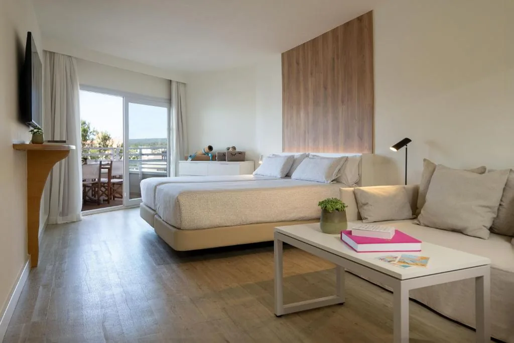 Suite Junior The Loft — INNSiDE by Meliá Wave Calviá