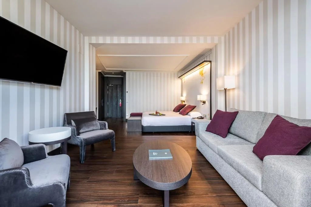 Suite Junior Deluxe — Intelier Palacio San Martin