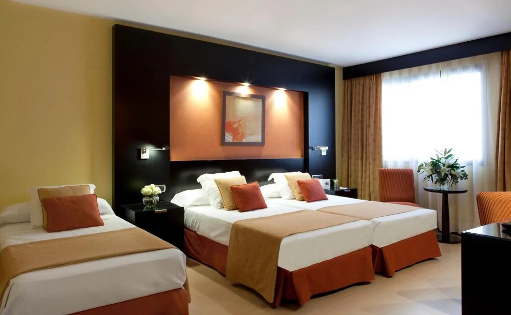 Habitación Triple (3 adultos) — Intelier Rosa