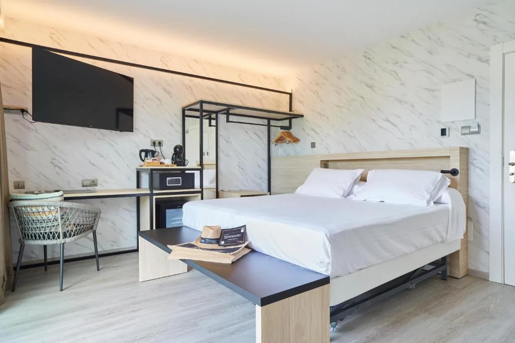 Iconic Room with Pool View — Invisa Hotel Es Pla - Adults Only