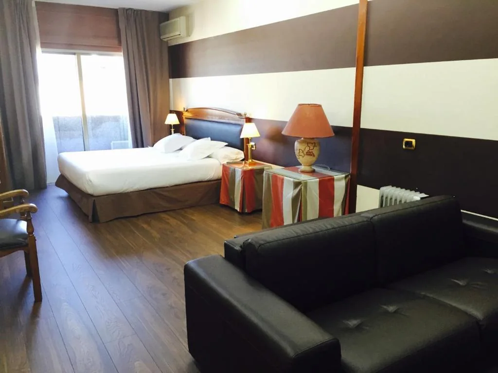 4人部屋 — Ipanema Hotel by gaiarooms