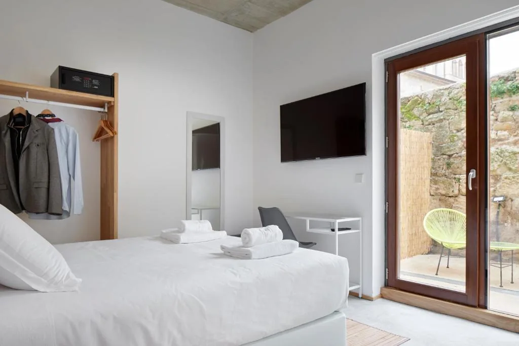 Quarto Duplo com banheira de hidromassagem — IRAIPE Estella Rooms Auto Check-in