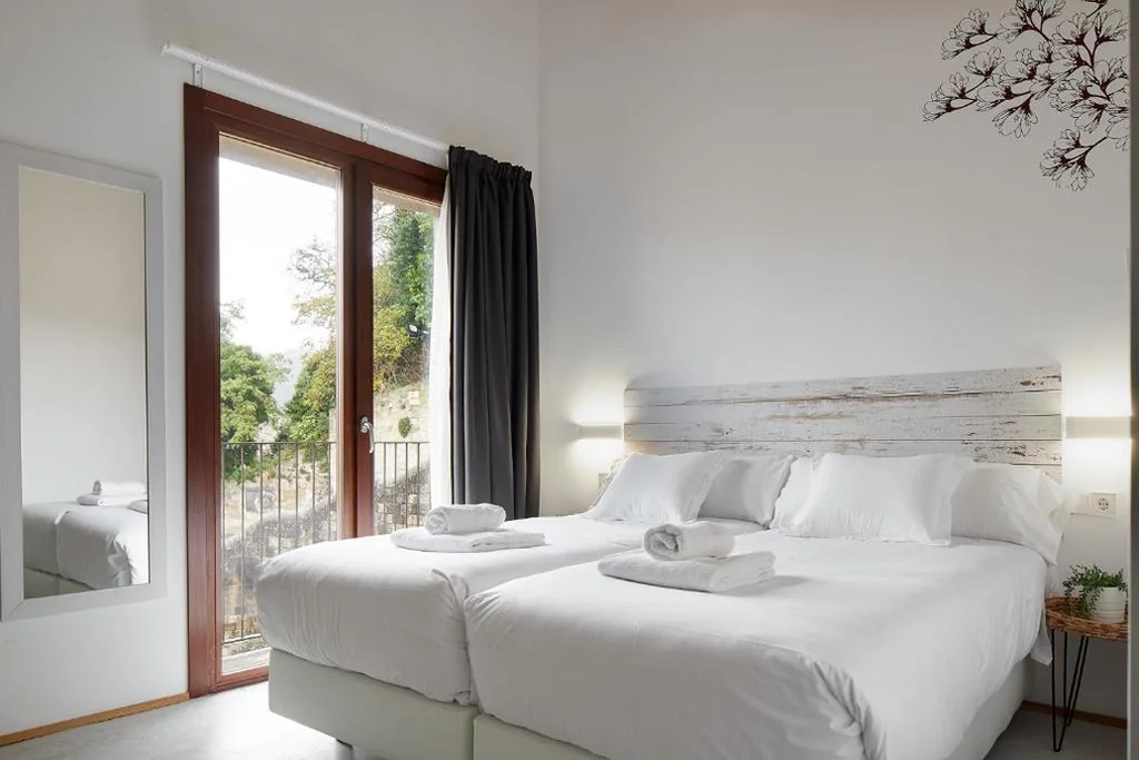 Quarto Duplo Deluxe - 1 ou 2 camas — IRAIPE Estella Rooms Auto Check-in