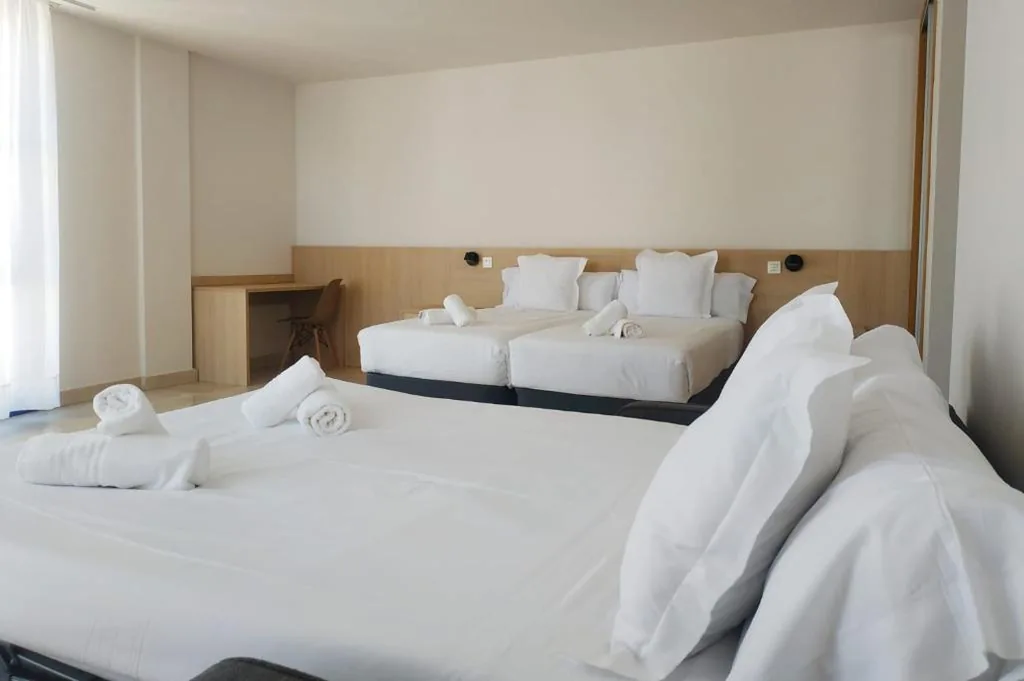 Suite — Iraipe Logroño Hotel