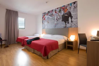 IRAIPE Pamplona Hostal Auto Check-in — foto 8