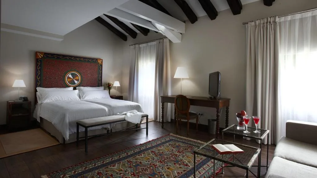 Quarto Triplo Superior (2 adultos + 1 criança) — Iriarte Jauregia Hotel