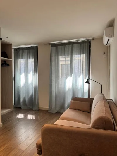 IRUÑA ROOMs — Foto 11