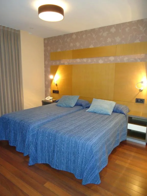 Habitación Doble - 2 camas — Isla Nova Hotel