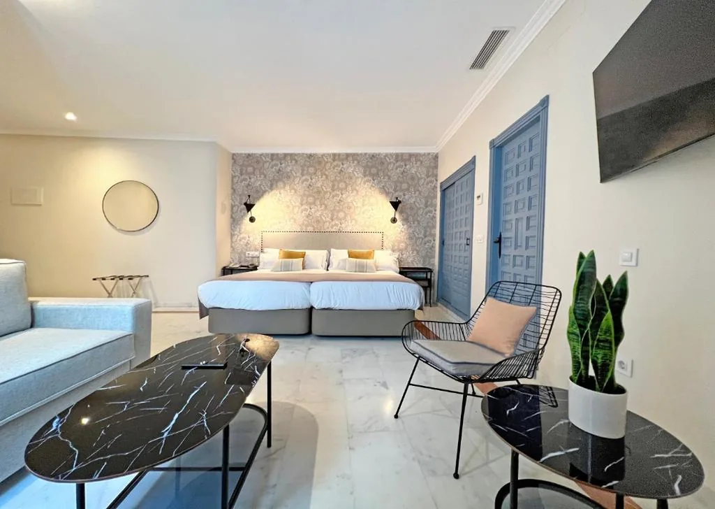 Habitación Familiar — Itaca Sevilla by Soho Boutique