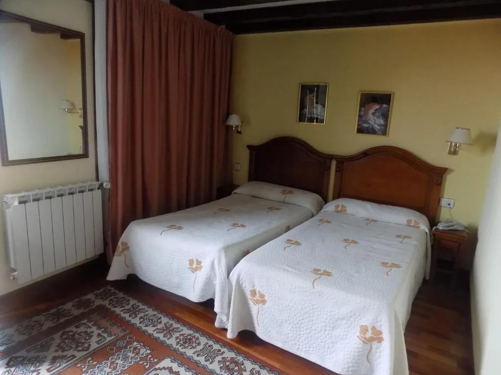 Quarto Duplo com Varanda e Vista Mar — Itsasmin Ostatua