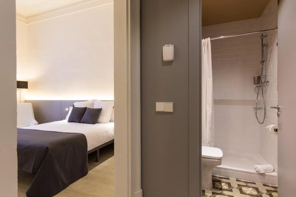 Habitación Doble — Izaila Plaza Catalunya