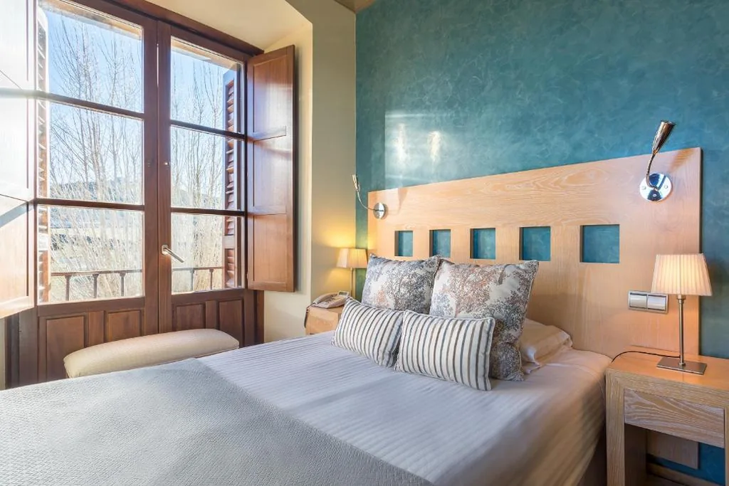 Standard-Doppelzimmer – 1 oder 2 Betten — Izan Puerta de Gredos