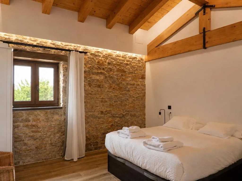 Habitación Doble — IZARBE Hotel Rural