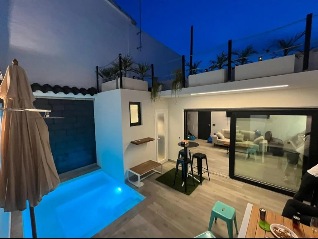 Haus mit 1 Schlafzimmer — Jacuzi Suite Paradise
