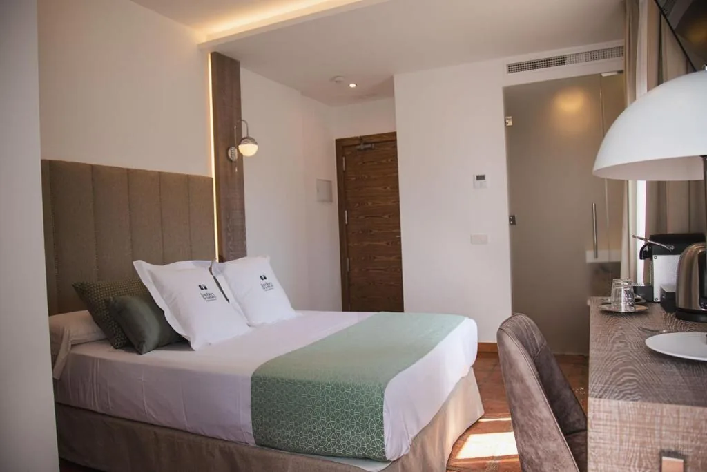 Habitación Doble Deluxe — Jardines de la Mata Boutique Beach