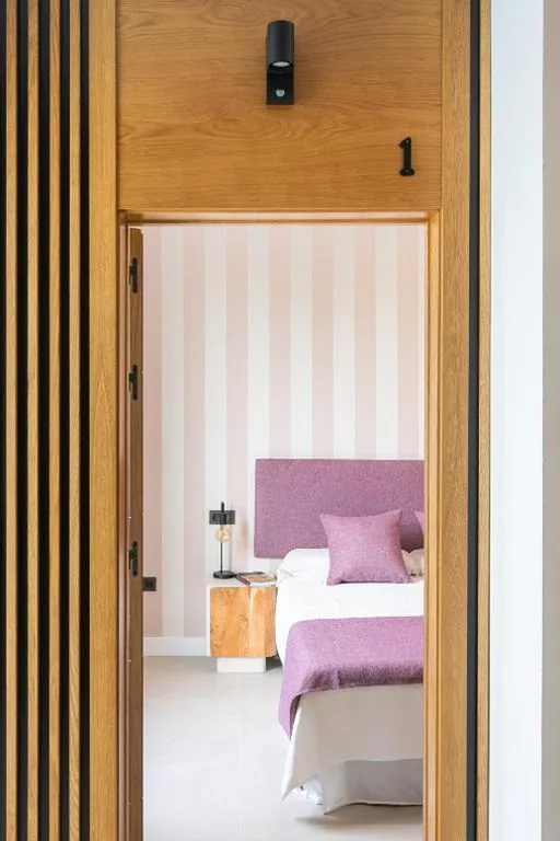 Tweepersoonskamer met eigen badkamer — Jardines de Santa Justa by Alohamundi