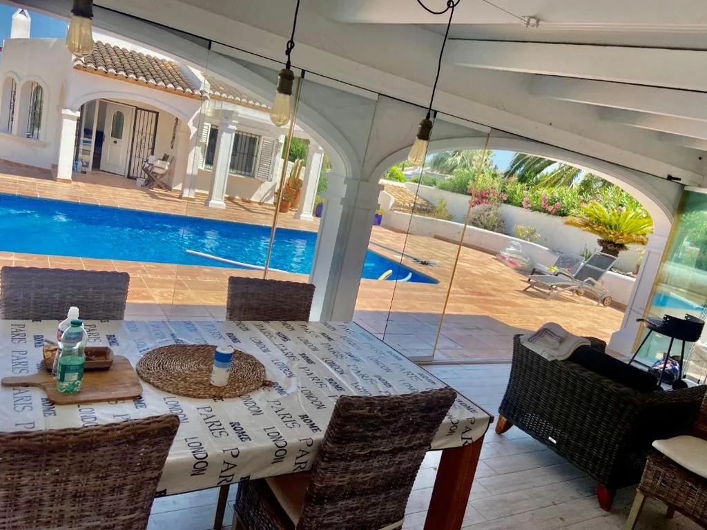 Jávea Villa entière piscine et cuisine d'été à pinosol