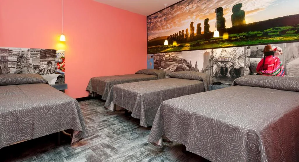 Chambre quadruple Deluxe — JC Rooms Chueca