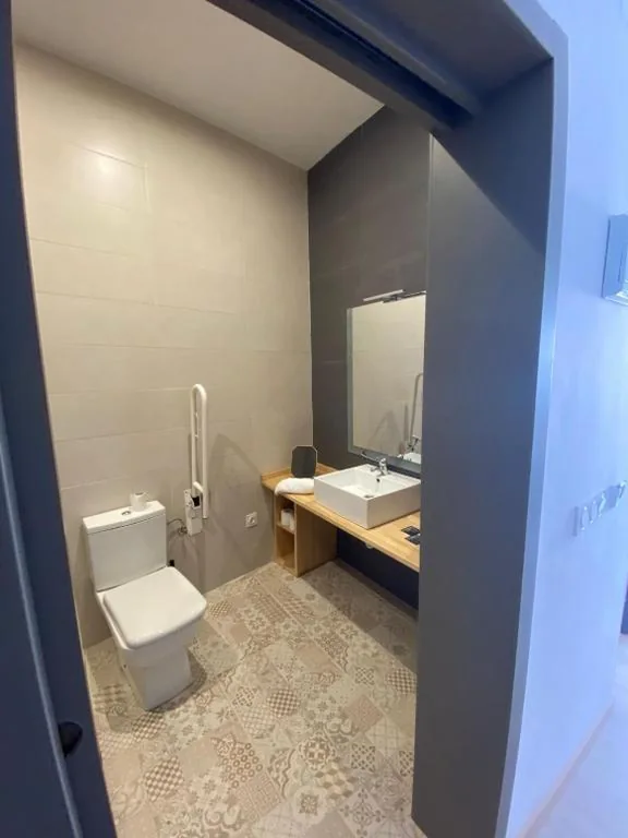 Chambre double avec terrasse — Jerez Hostel