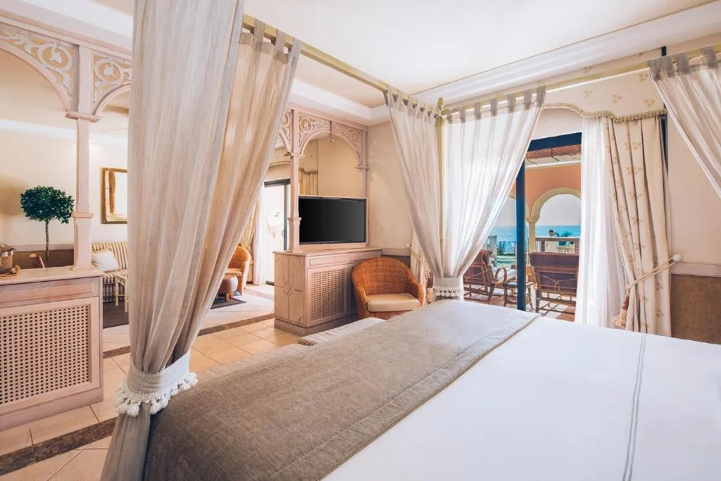 Suite Junior Star Prestige Superior con vistas al mar — JOIA El Mirador by Iberostar -Adults Only