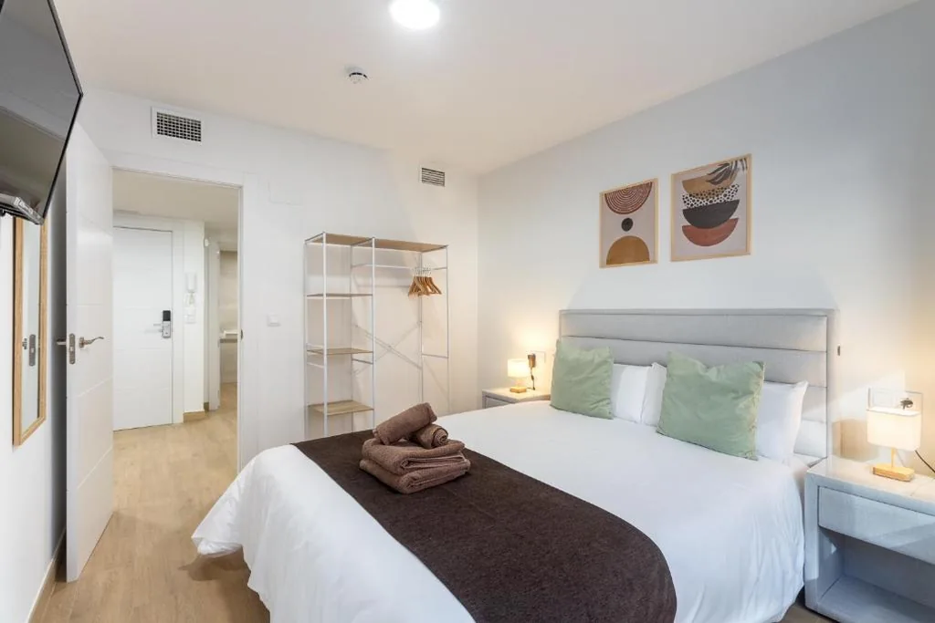 Appartamento con 1 camera da letto e vista sulla città — Jome Stays Alicante centro