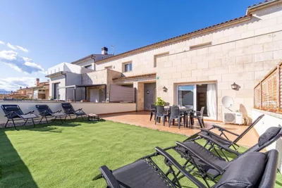 Jouvacations Ripolles Figueres-Vilafant — 照片 6