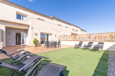 Jouvacations Ripolles Figueres-Vilafant — 照片 12