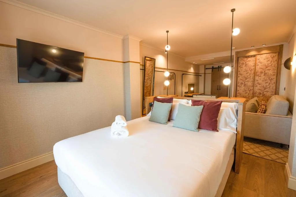 Deluxe-Doppelzimmer mit Meerblick – 1 oder 2 Betten — JovA Hotel Boutique