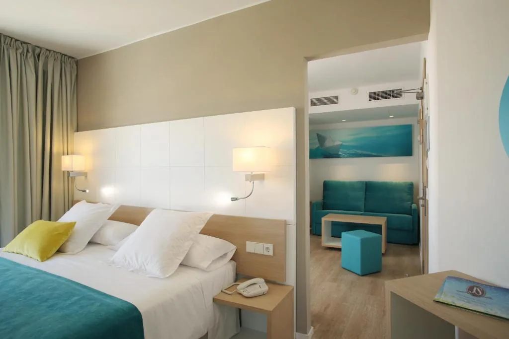 Suite Junior con balcón — JS Palma Stay - Adults Only