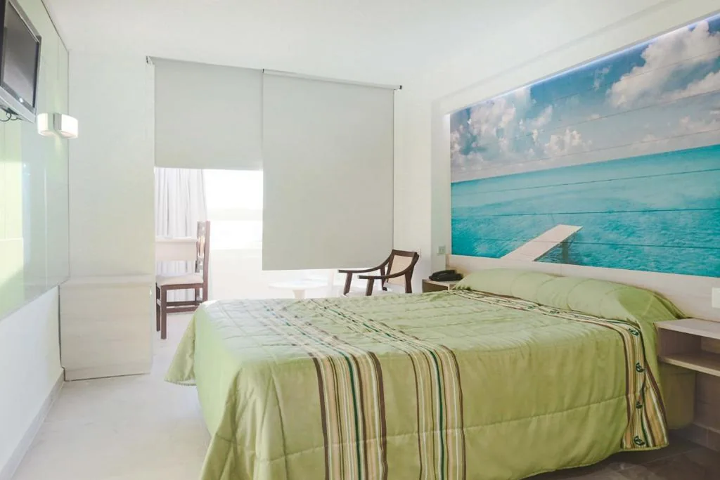 Budget tweepersoonskamer - 2 bedden — KAKTUS Hotel Benikaktus