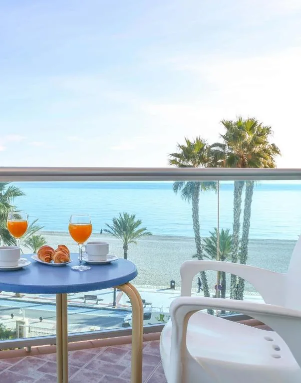 トリプルルーム（大人2名＋子ども1名） — KAKTUS Hotel Kaktus Albir