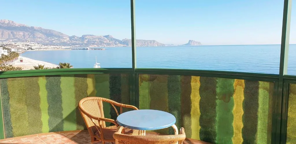 海の景色を望むジュニアスイート — KAKTUS Hotel Kaktus Albir