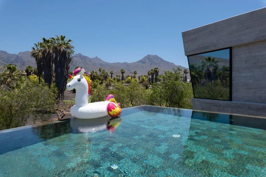 Villa mit privatem Pool — KARAT Villa Calypso Costa Adeje