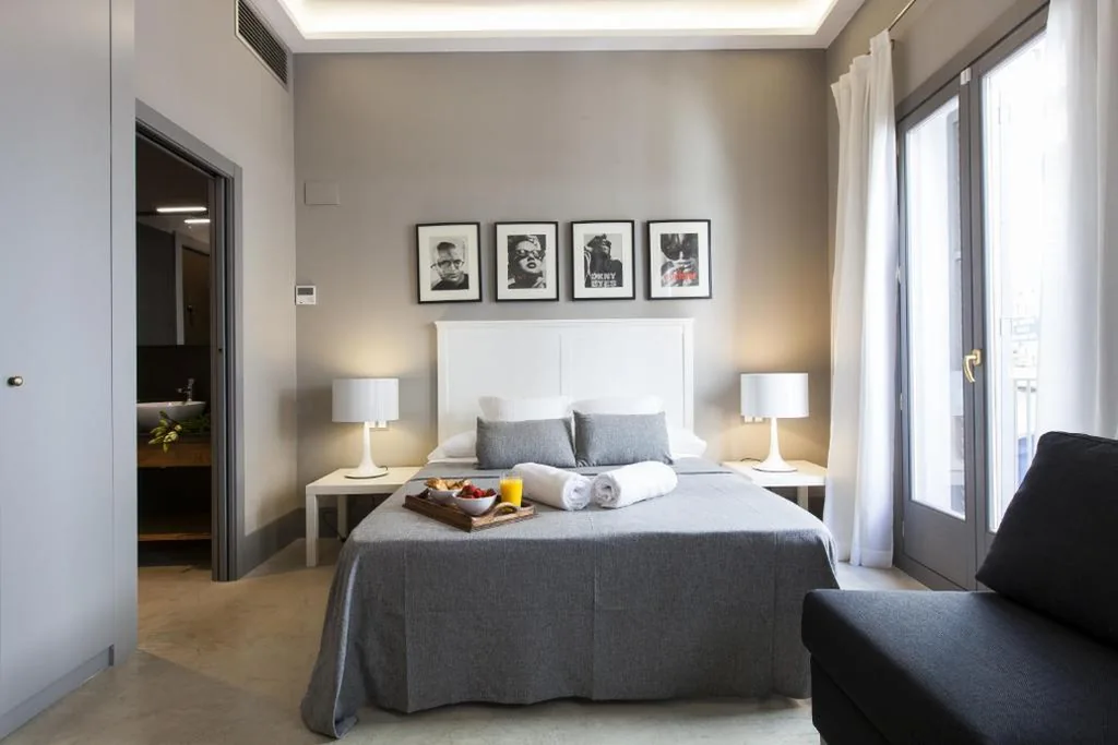 Monolocale con balcone — Kare No Apartments by Sitges Group