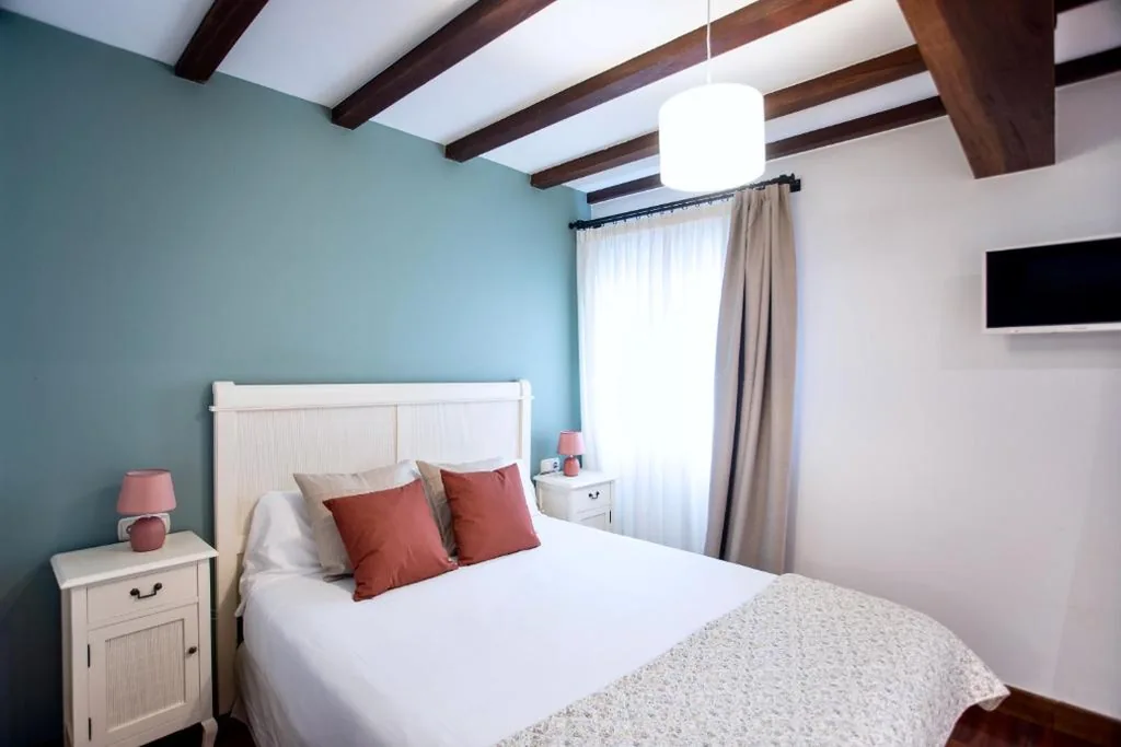 Doppelzimmer mit Bergblick — Katrapona