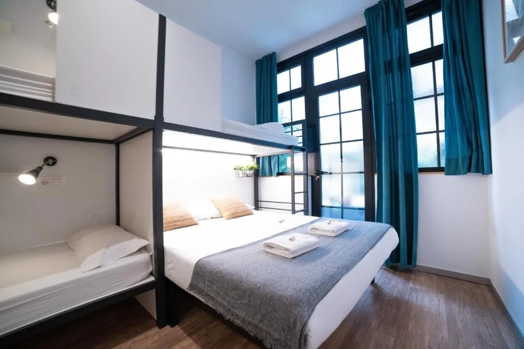 専用バスルーム付きファミリールーム — Koba Hostel