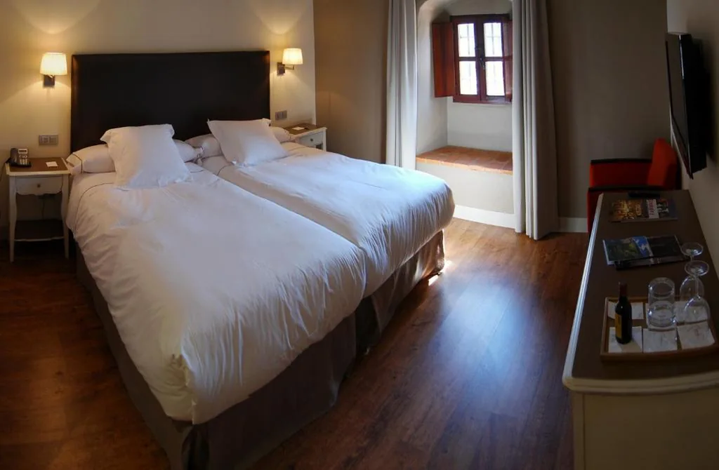 Doppelzimmer – 1 oder 2 Betten — Komentu Maitea