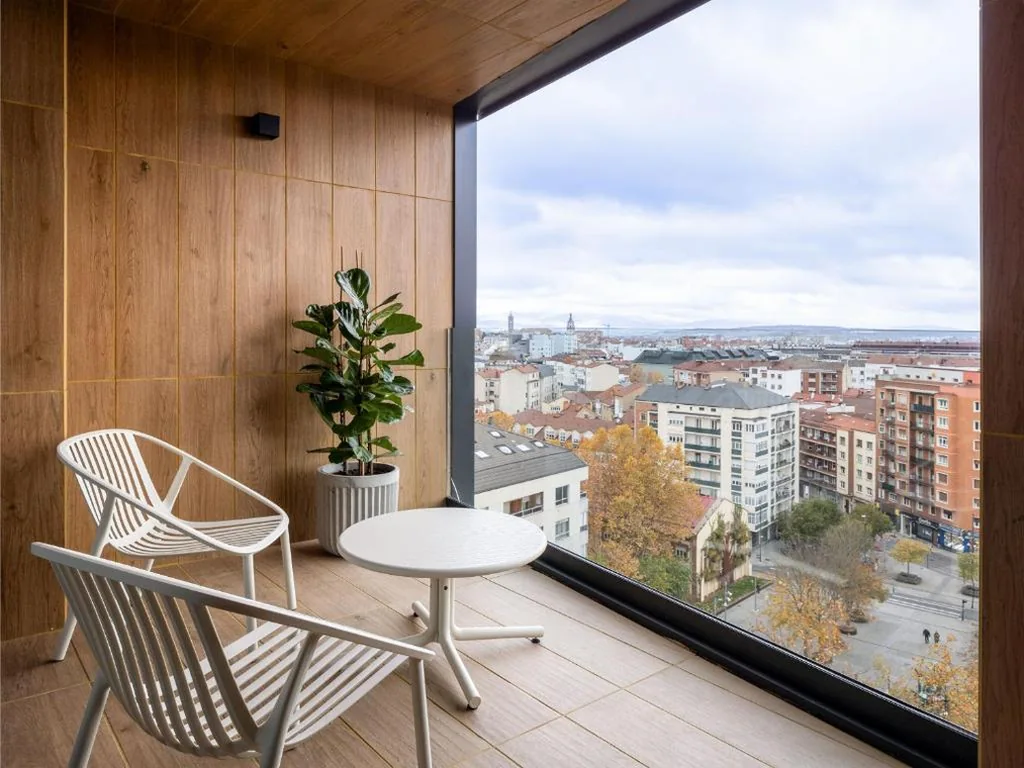 Deluxe Studio with Balcony and Views — Kora Green City - Aparthotel Passivhaus