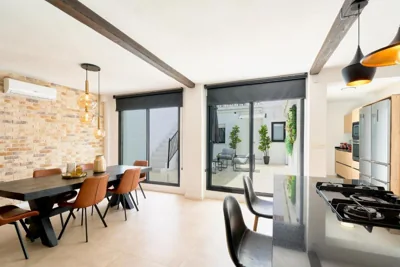 Kosta Homes - Modern Two Bedroom with Terrace — photo 4