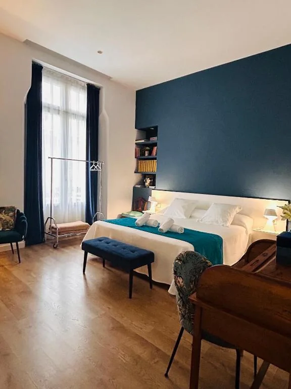 Superior-Doppelzimmer mit Balkon — L'Esplai Valencia