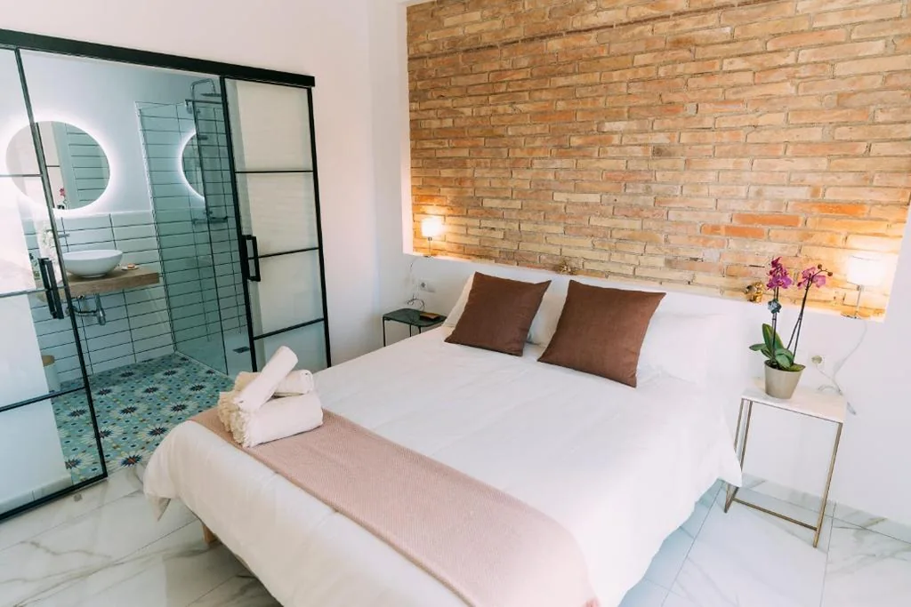 Chambre double avec terrasse — L'Hotelet del Delta by Cristina