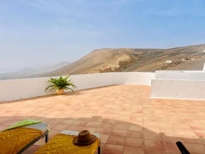 La Asomada Suite Moon Lanzarote Villa Privada 3 hab con Piscina, Jacuzzi y Vistas al Mar y Fuerteventura — foto 9