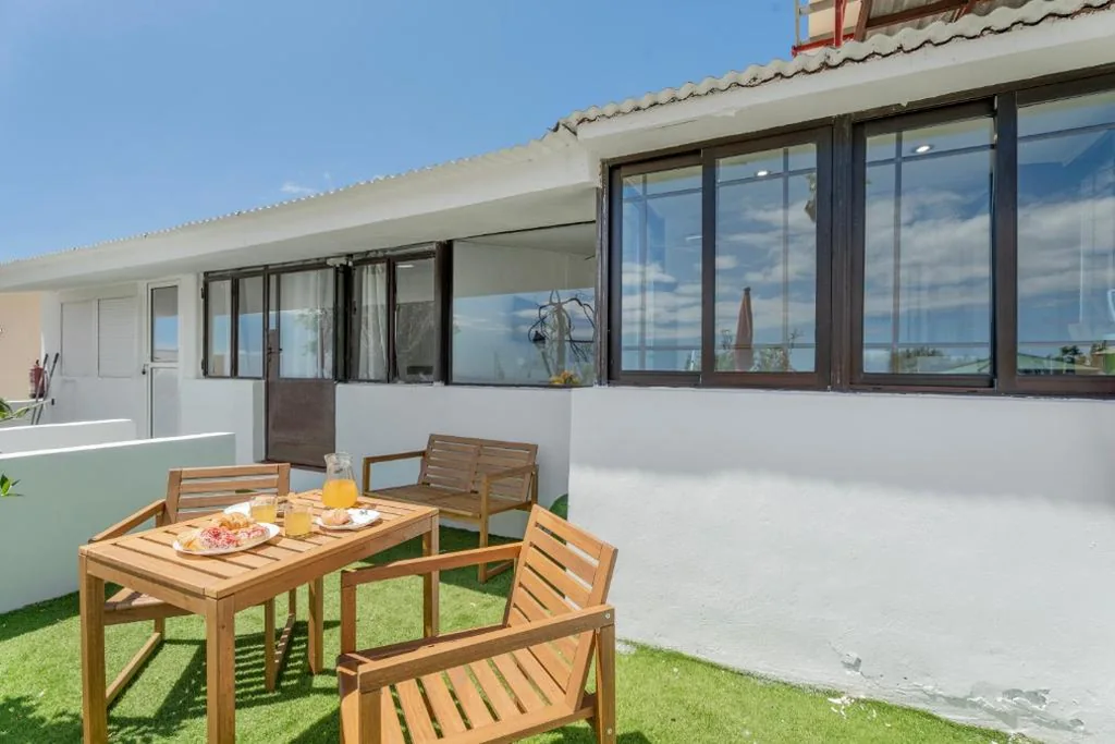 Appartamento Deluxe con 2 camere da letto e vista sul mare — La Atalaya