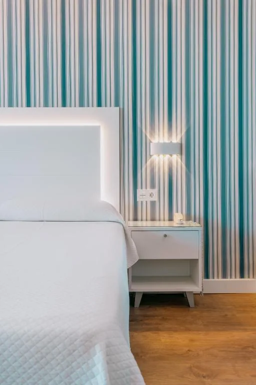 Habitación Doble - 1 o 2 camas (2 adultos + 2 niños de hasta 11 años) — La Barracuda