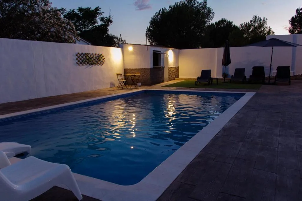 Casa de 5 dormitorios — La Berruca Casa Rural Malpartida de Cáceres