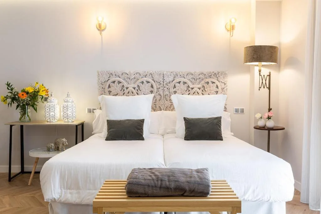 Habitación Doble con baño privado — La Bodega de Quintín